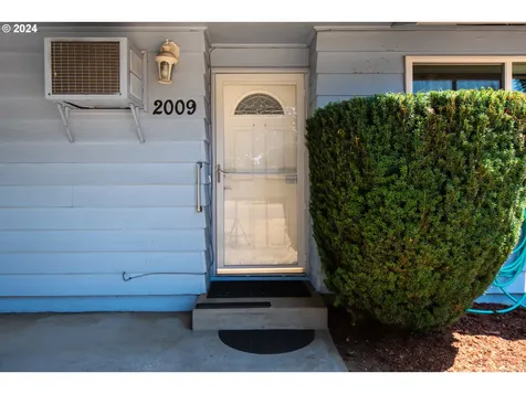 2009 Ne 87th Avenue Vancouver WA 98664