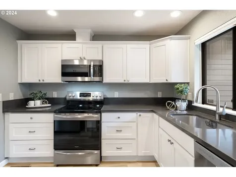 88 Greenridge Court Lake Oswego OR 97035