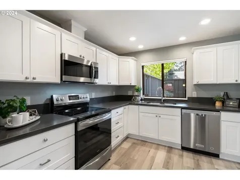 88 Greenridge Court Lake Oswego OR 97035