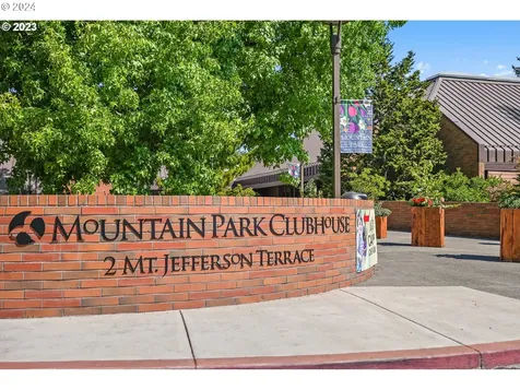 88 Greenridge Court Lake Oswego OR 97035