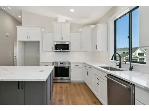 518 Sea View Drive Manzanita OR 97130