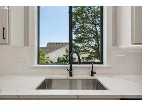 518 Sea View Drive Manzanita OR 97130