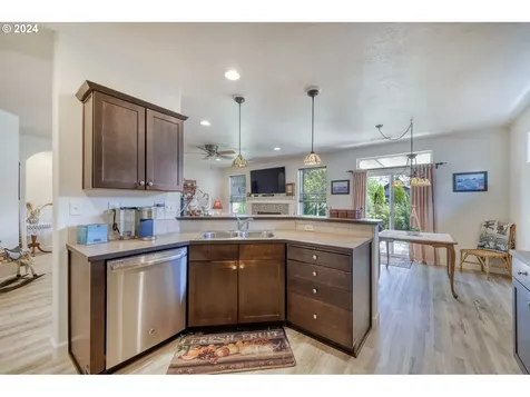 87763 Lark Street Veneta OR 97487