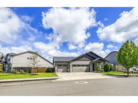 87763 Lark Street Veneta OR 97487