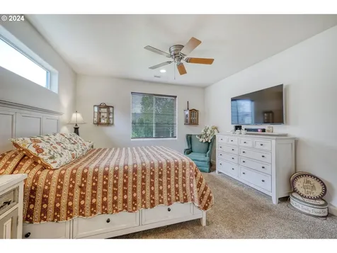 87763 Lark Street Veneta OR 97487