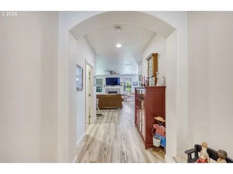 87763 Lark Street Veneta OR 97487
