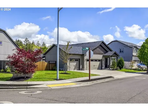 87763 Lark Street Veneta OR 97487