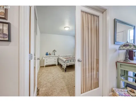 87763 Lark Street Veneta OR 97487