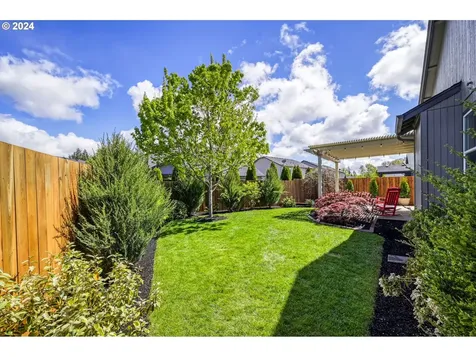 87763 Lark Street Veneta OR 97487