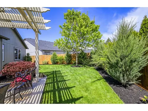 87763 Lark Street Veneta OR 97487