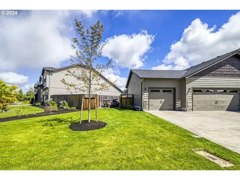 87763 Lark Street Veneta OR 97487