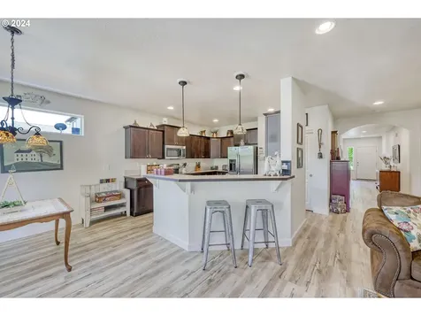 87763 Lark Street Veneta OR 97487