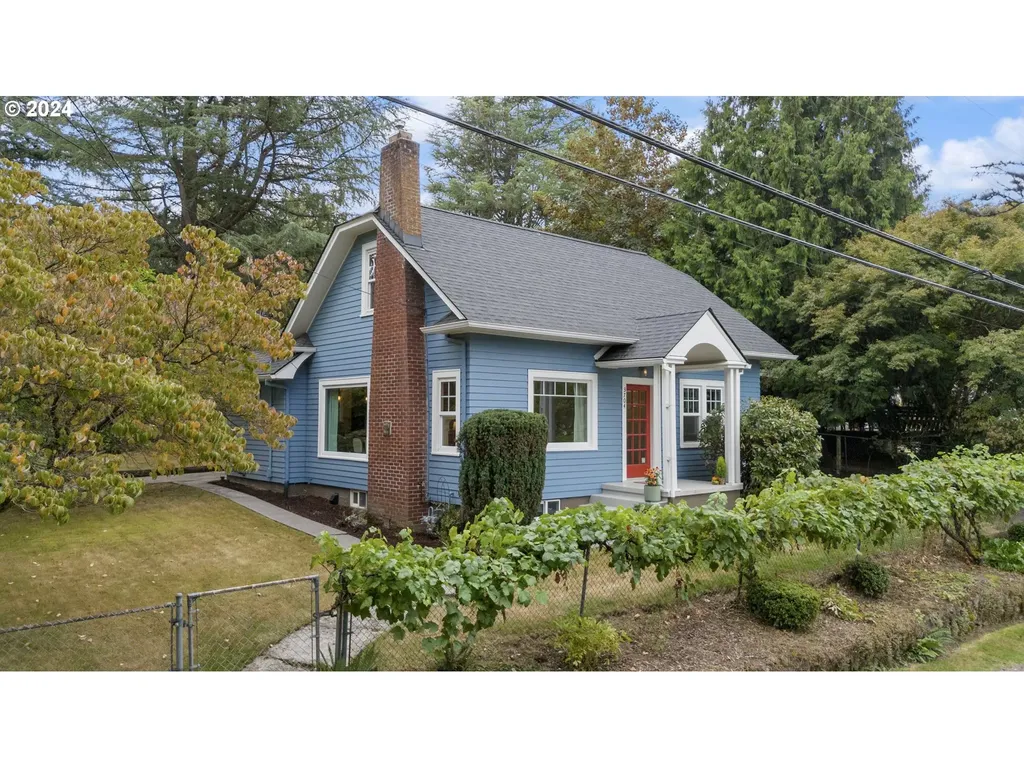3704 Sw Alice Street Portland OR 97219