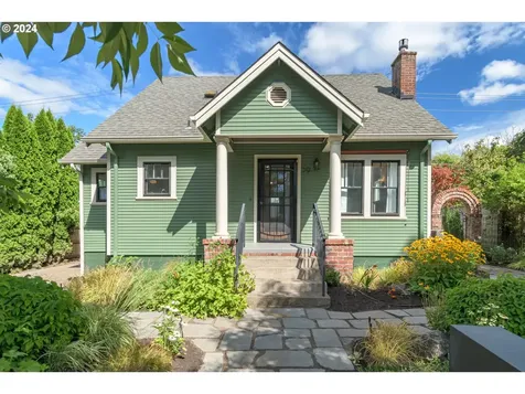 39 Ash Street Eugene OR 97402