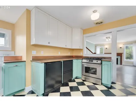 39 Ash Street Eugene OR 97402