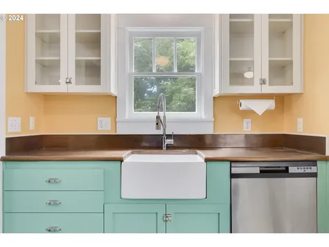39 Ash Street Eugene OR 97402
