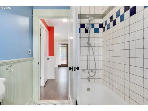 39 Ash Street Eugene OR 97402