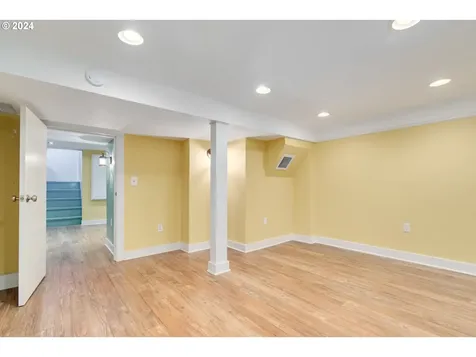 39 Ash Street Eugene OR 97402