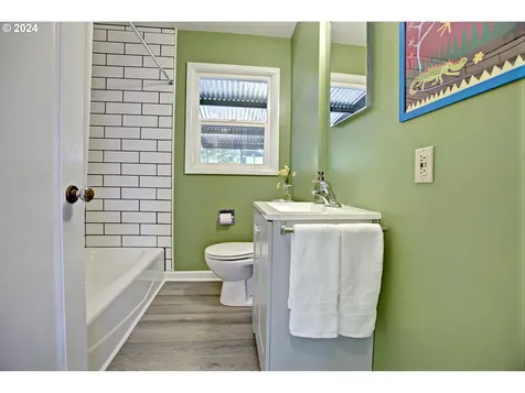 3656 Se Raymond Street Portland OR 97202