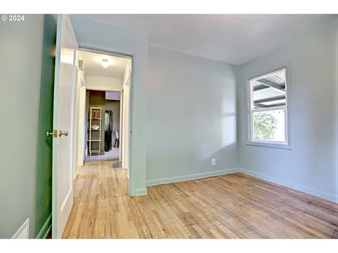 3656 Se Raymond Street Portland OR 97202