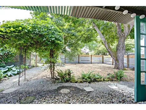3656 Se Raymond Street Portland OR 97202