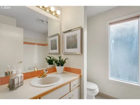15706 Se 34th Circle Vancouver WA 98683