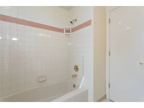 15706 Se 34th Circle Vancouver WA 98683