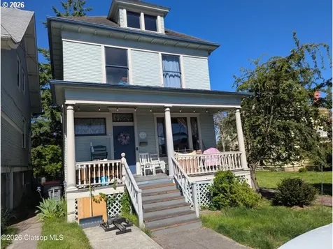 659 15th Street Astoria OR 97103