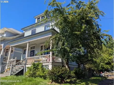 659 15th Street Astoria OR 97103