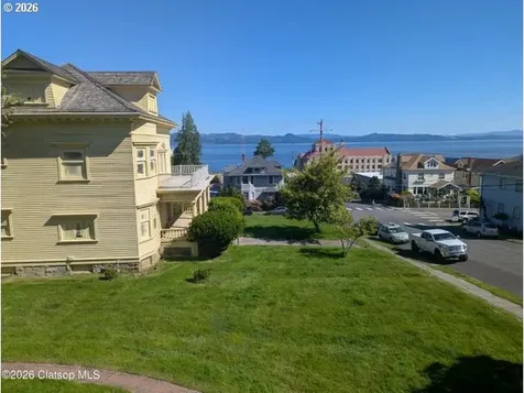 659 15th Street Astoria OR 97103