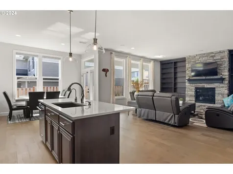16686 Nw Trillium Street Portland OR 97229