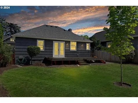 4345 Ne 36th Avenue Portland OR 97211