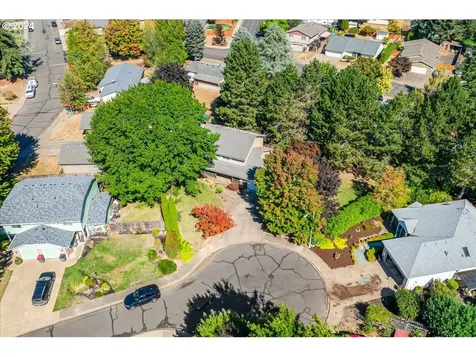 1955 SW Westvale Court Mcminnville OR 97128