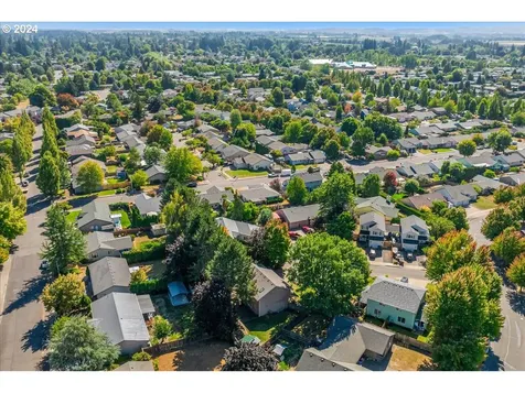 1955 SW Westvale Court Mcminnville OR 97128