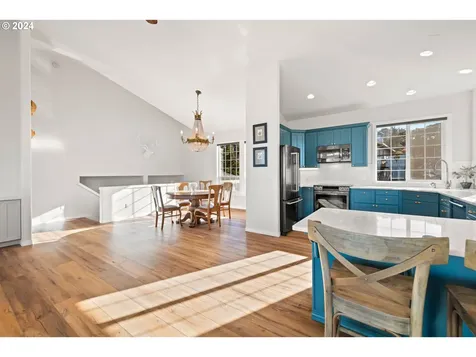 5053 NW Keel Avenue Lincoln City OR 97367