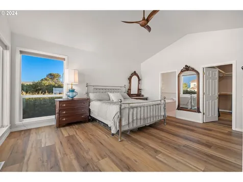 5053 NW Keel Avenue Lincoln City OR 97367