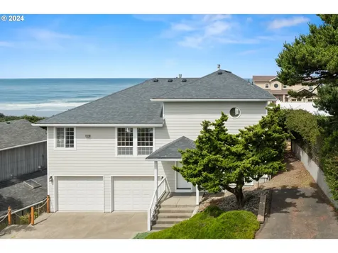 5053 NW Keel Avenue Lincoln City OR 97367