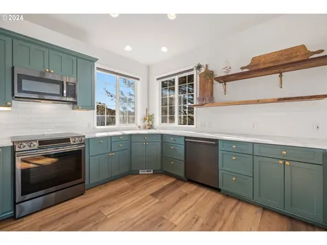 5053 NW Keel Avenue Lincoln City OR 97367