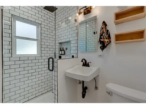 3307 Ne 67th Avenue Portland OR 97213