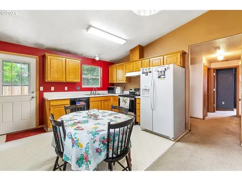 806 Sw 21st Court Battle Ground WA 98604