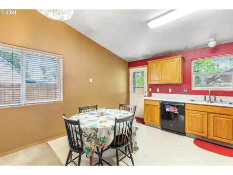 806 Sw 21st Court Battle Ground WA 98604
