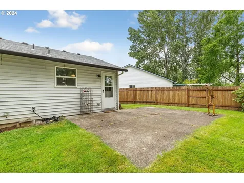 806 Sw 21st Court Battle Ground WA 98604