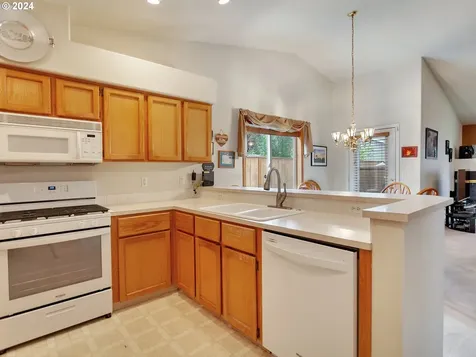 17965 Sw Farwest Lane Sherwood OR 97140