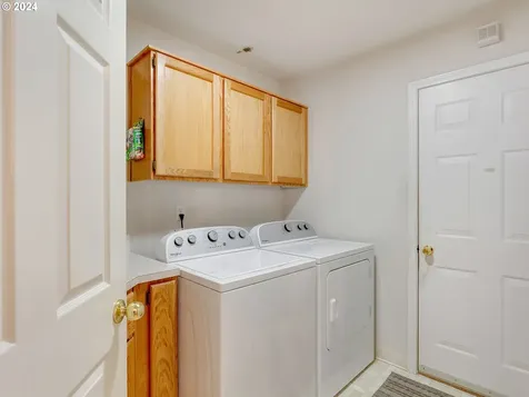 17965 Sw Farwest Lane Sherwood OR 97140