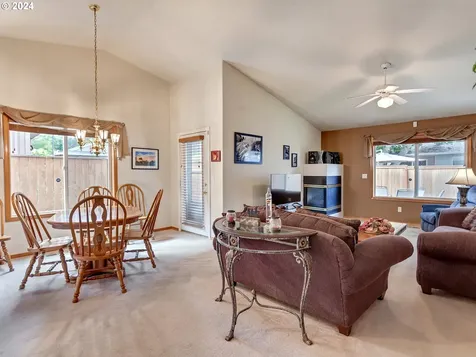 17965 Sw Farwest Lane Sherwood OR 97140