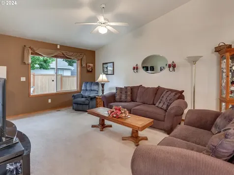 17965 Sw Farwest Lane Sherwood OR 97140