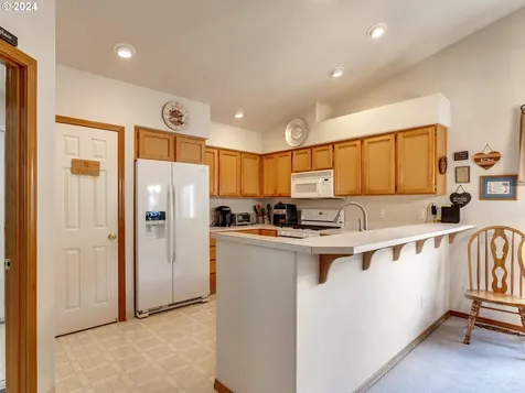 17965 Sw Farwest Lane Sherwood OR 97140