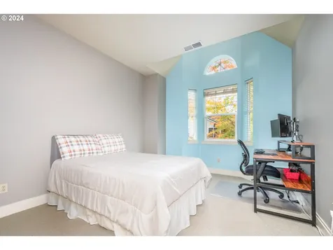 12201 SW Meader Way Beaverton OR 97008