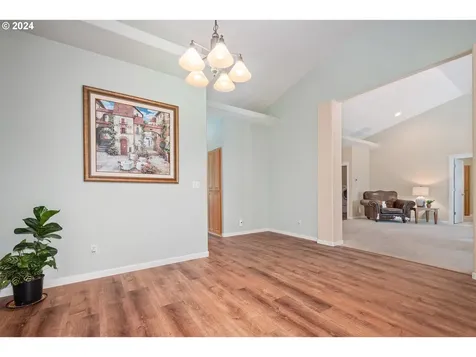 222 Nw 151st Street Vancouver WA 98685