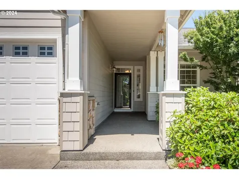 222 Nw 151st Street Vancouver WA 98685